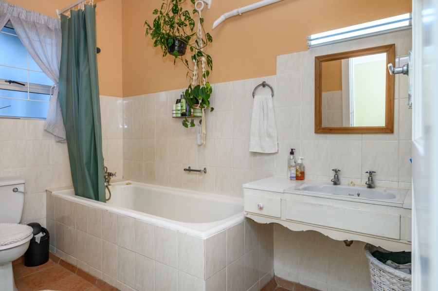 2 Bedroom Property for Sale in Summerstrand Eastern Cape
